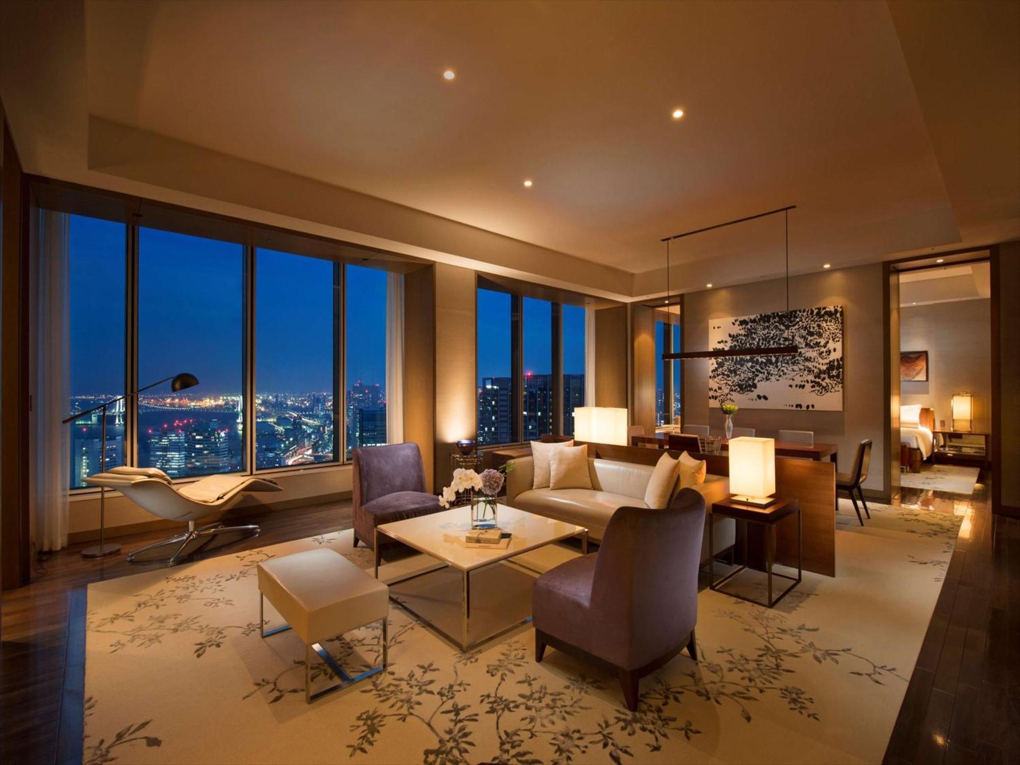 Conrad 酒店 5*