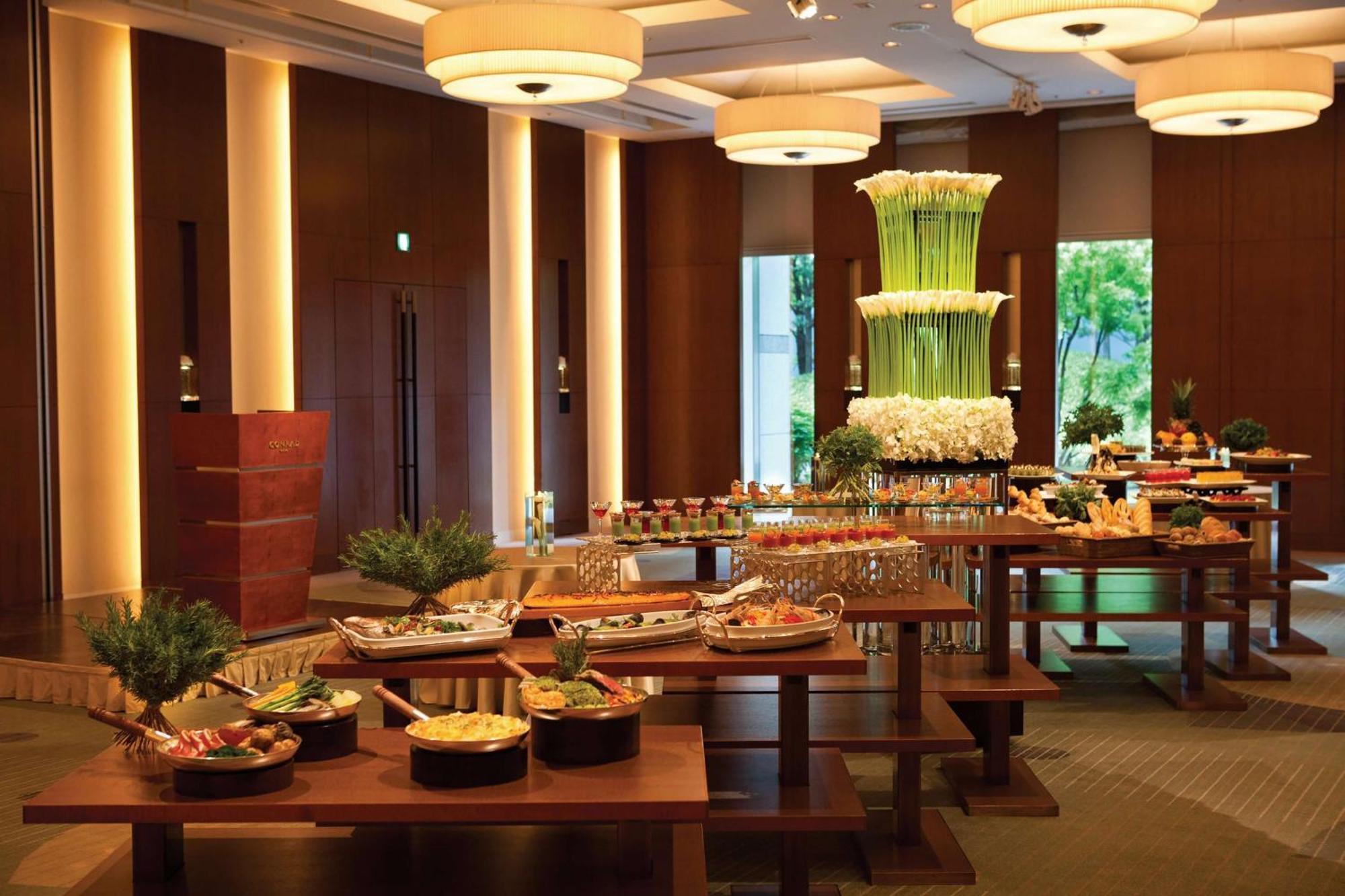คอนราด โรงแรม 5*